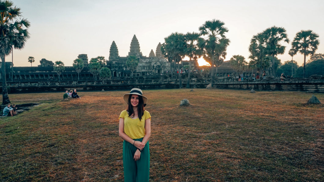 [:ro]Angkor Wat, cea de-a opta minune a lumii[:en]Angkor Wat, the eighth wonder of the world[:]