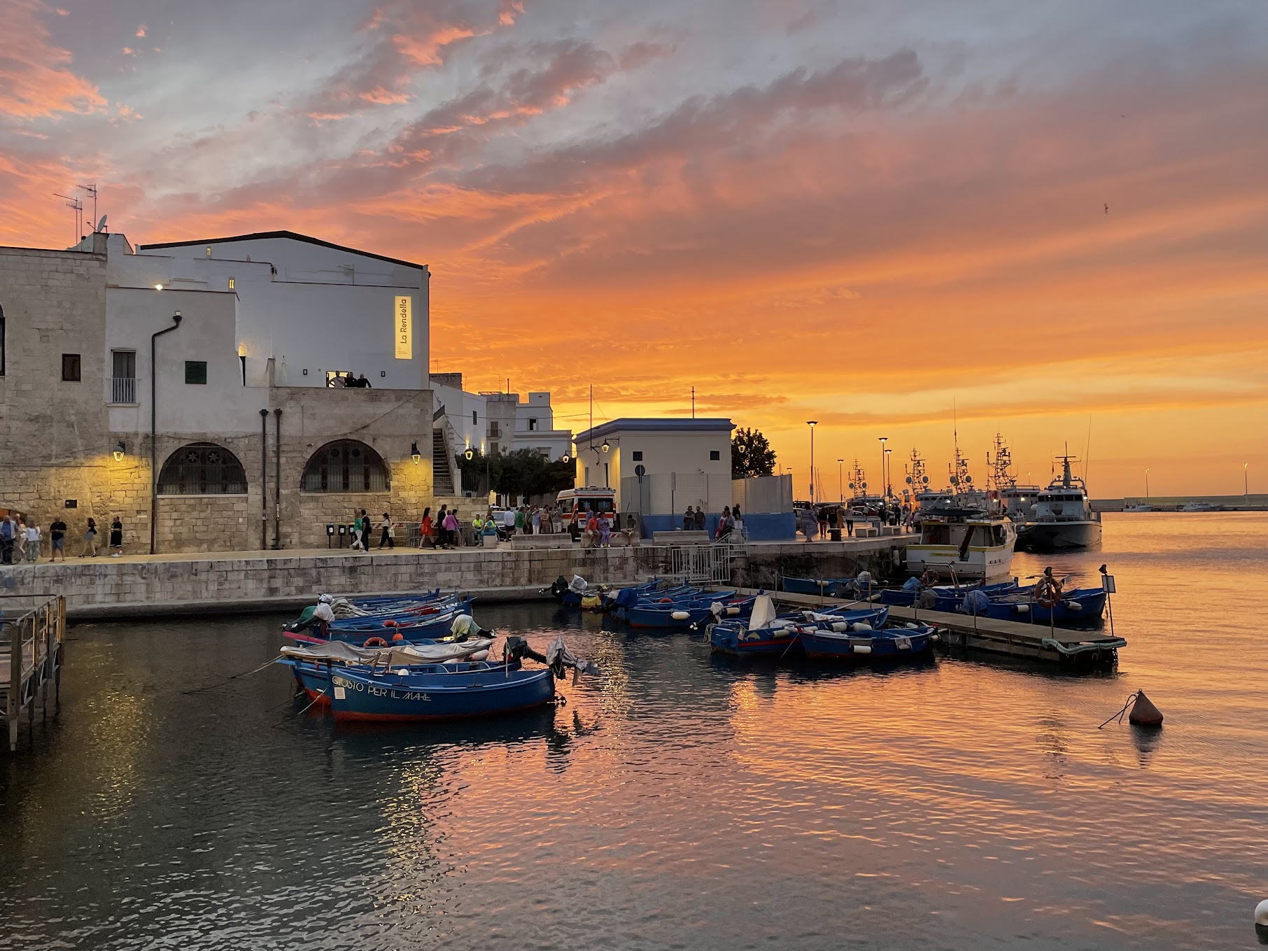 Monopoli, bijuteria ascunsă a Pugliei